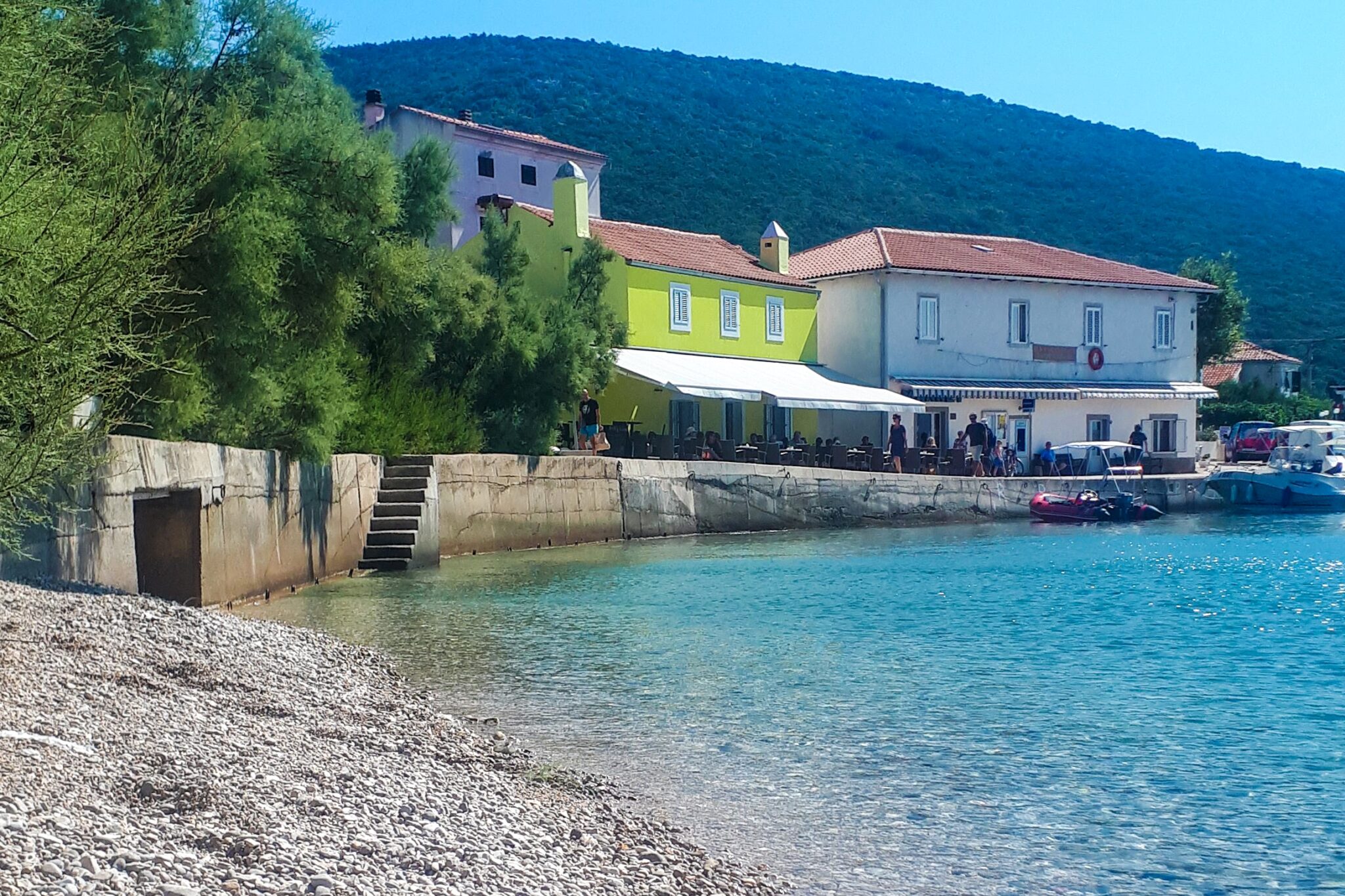Where to stay near Martinšćica