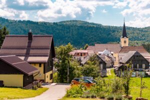 Where to stay in Prezid